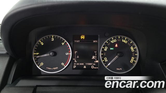 Land Rover Discovery 4 3.0 SDV6 SE 2016 — фото 8