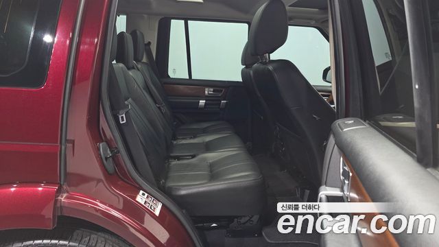 Land Rover Discovery 4 3.0 SDV6 SE 2016 — фото 12