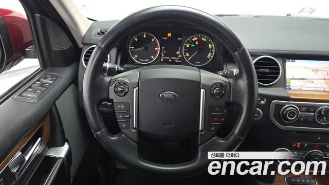 Land Rover Discovery 4 3.0 SDV6 SE 2016 — фото 13