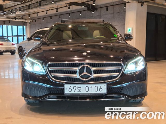 Mercedes-Benz E-Class (W213) E300 4MATIC Avnatgarde 2017 — фото 2