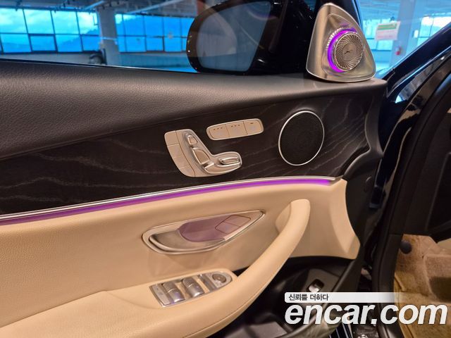 Mercedes-Benz E-Class (W213) E300 4MATIC Avnatgarde 2017 — фото 4