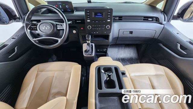 Hyundai Staria Tourer 11-Seater Modern 2022 — фото 7