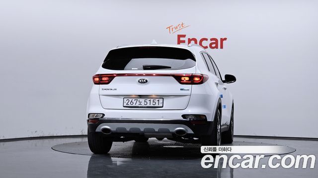 Kia Sportage The Bold Diesel 2.0 2WD Prestige 2019 — фото 4