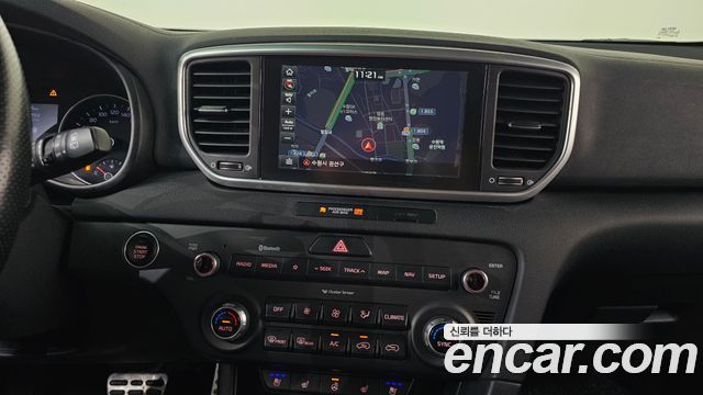 Kia Sportage The Bold Diesel 2.0 2WD Prestige 2019 — фото 13