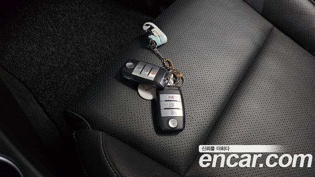 Kia Sportage The Bold Diesel 2.0 2WD Prestige 2019 — фото 18
