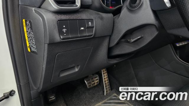 Kia Sportage The Bold Diesel 2.0 2WD Prestige 2019 — фото 29
