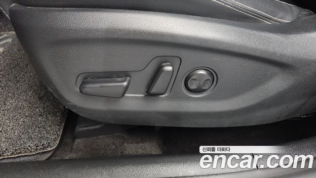 Kia Sportage The Bold Diesel 2.0 2WD Prestige 2019 — фото 31
