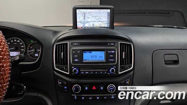 Hyundai Grand Starex Wagon 12-Seater Smart 2020 — фото 14