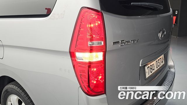 Hyundai Grand Starex Wagon 12-Seater Smart 2020 — фото 23