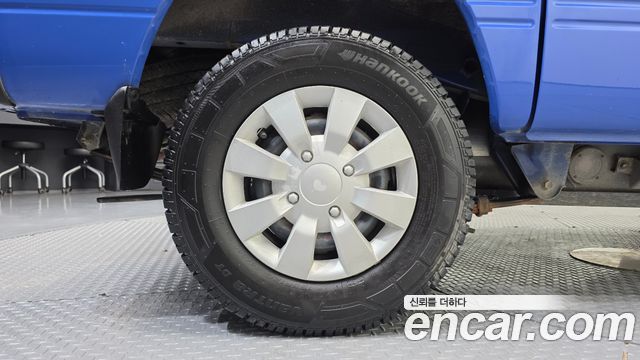 Chevrolet Damas 2-Seater Panel-Van DLX 2017 — фото 5