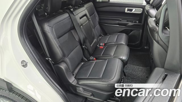Ford Explorer (VI) 2.3 LimIted 4WD 2020 — фото 11