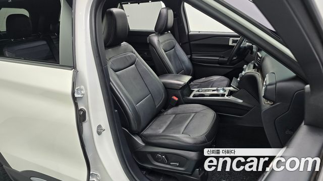Ford Explorer (VI) 2.3 LimIted 4WD 2020 — фото 12