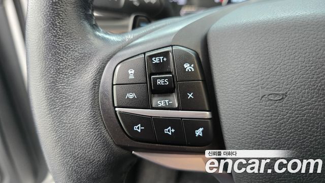 Ford Explorer (VI) 2.3 LimIted 4WD 2020 — фото 16