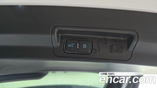 Ford Explorer (VI) 2.3 LimIted 4WD 2020 — фото 20