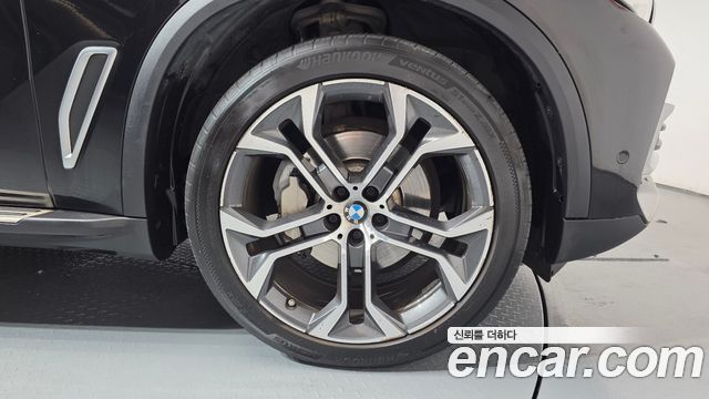 BMW X5 (G05) xDrive 40i xLine 2023 — фото 5