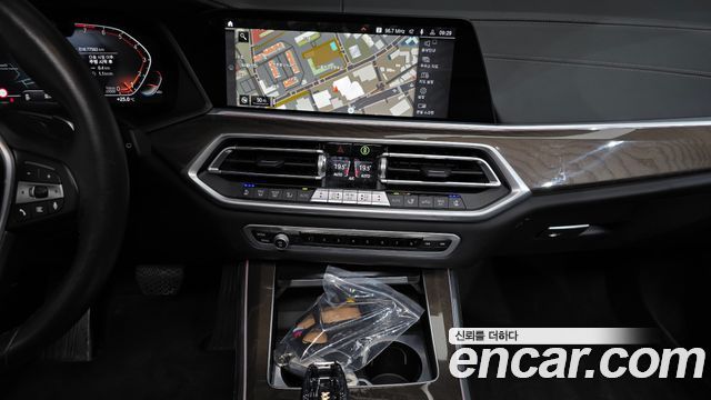 BMW X5 (G05) xDrive 40i xLine 2023 — фото 30