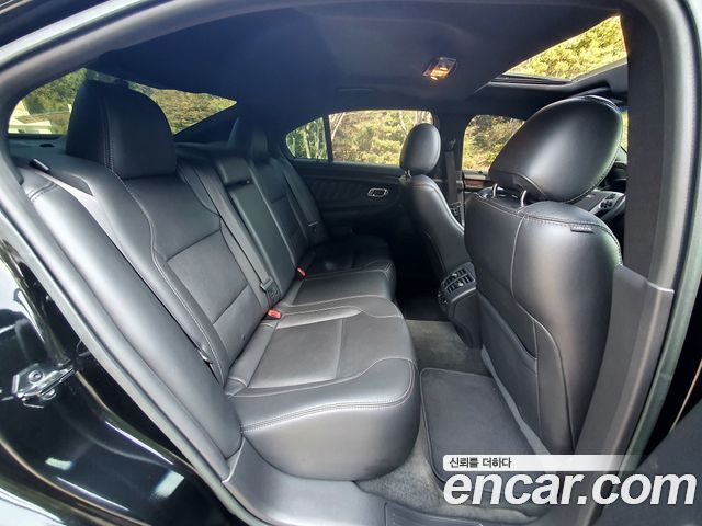 Ford Taurus 2.0 Limited EcoBoost 6th 2015 — фото 9