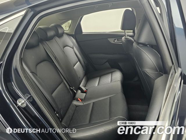 Kia K3 Prestige 2021 — фото 16