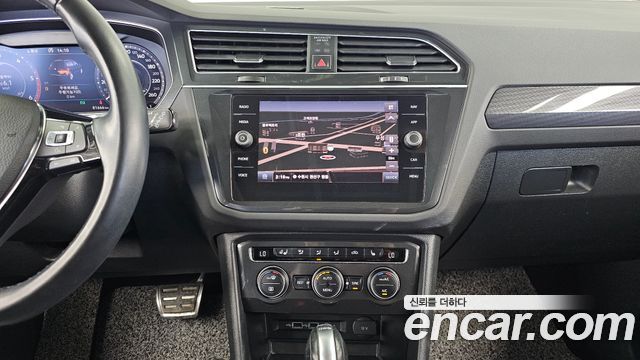 Volkswagen Tiguan (II) 2.0 TDI 4Motion Prestige 2018 — фото 14