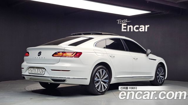 Volkswagen Arteon 2.0 TDI Premium 2019 — фото 2