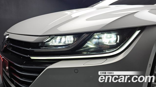 Volkswagen Arteon 2.0 TDI Premium 2019 — фото 22