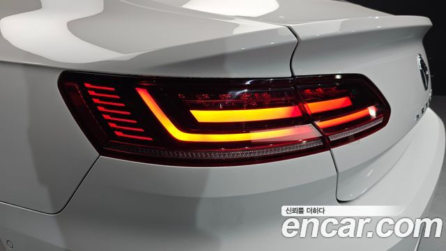 Volkswagen Arteon 2.0 TDI Premium 2019 — фото 23