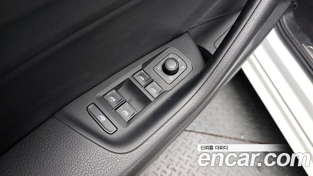 Volkswagen Arteon 2.0 TDI Premium 2019 — фото 32