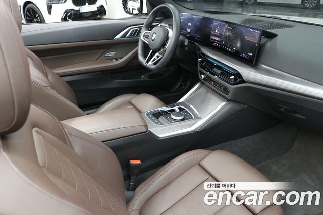 BMW 4 Series (G22) 420i M Sport Convertible 2025 — фото 20