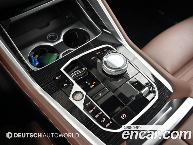 BMW X6 (G06) xDrive40i M Sport 2024 — фото 8