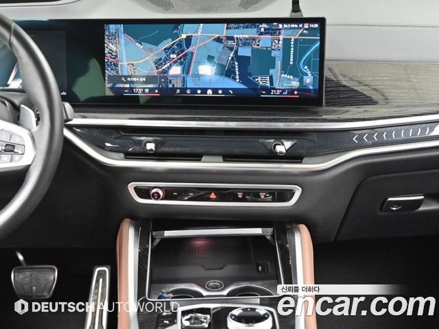 BMW X6 (G06) xDrive40i M Sport 2024 — фото 16