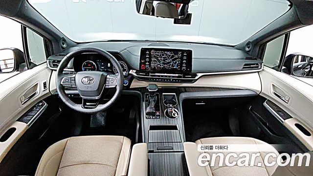 Toyota Sienna (IV) 2.5 Hybrid AWD 2021 — фото 15