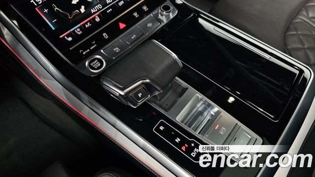 Audi Q8 (4M) 55 TFSI Quattro Premium 2021 — фото 9