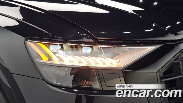 Audi Q8 (4M) 55 TFSI Quattro Premium 2021 — фото 28