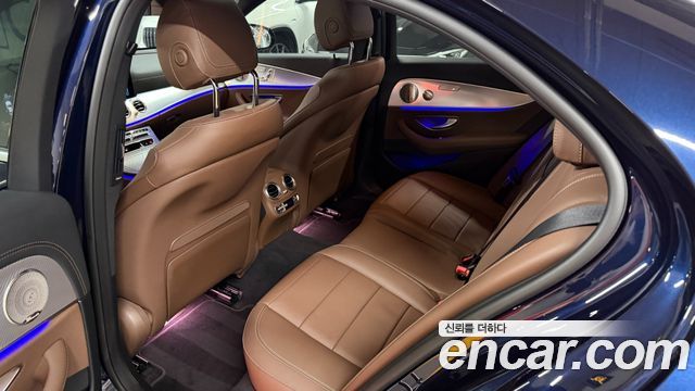 Mercedes-Benz E-Class (W213) E350 4MATIC Avantgarde 2021 — фото 15