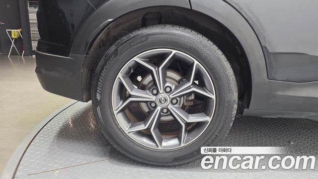 KG Mobility (SsangYong) Beautiful Korando Gasoline 1.5 2WD C5 Plus 2020 — фото 5