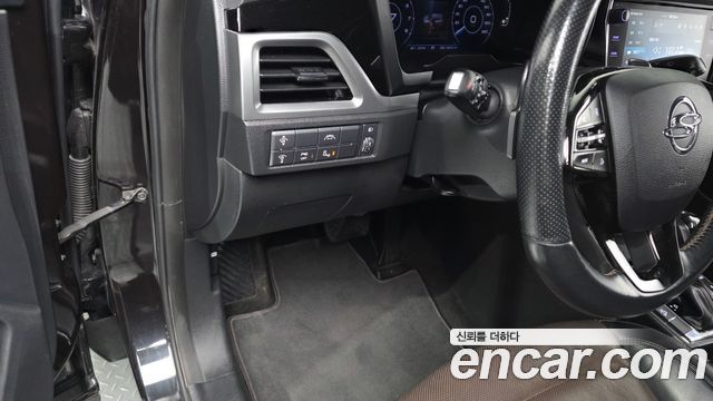 KG Mobility (SsangYong) Beautiful Korando Gasoline 1.5 2WD C5 Plus 2020 — фото 34