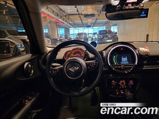 MINI Cooper Clubman Standard 2nd 2016 — фото 22