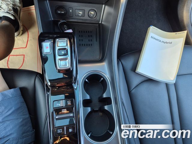 Hyundai Sonata Hybrid (DN8) Premium Plus 2022 — фото 17