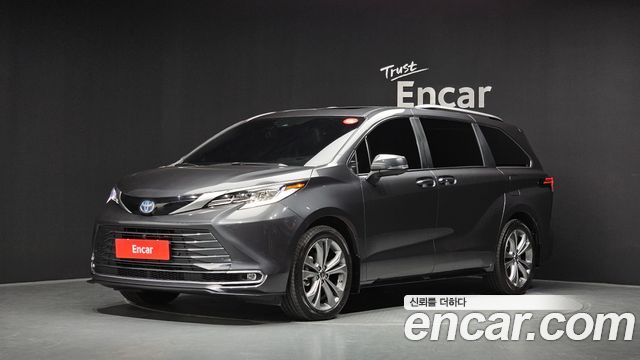 Toyota Sienna (IV) 2.5 Hybrid 2WD 2025 — фото 1
