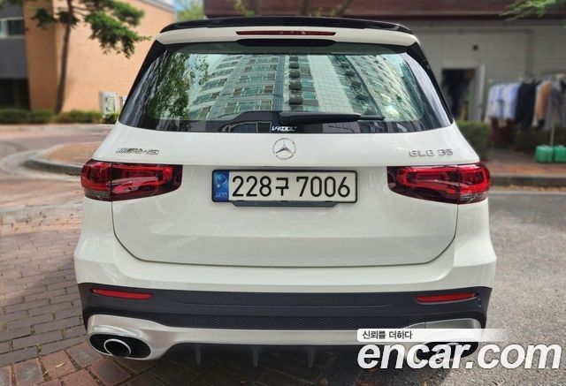 Mercedes-Benz GLB-Class (X247) AMG GLB35 4MATIC 2023 — фото 2