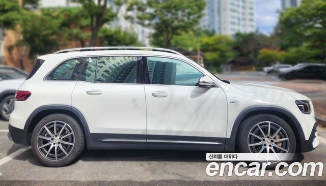 Mercedes-Benz GLB-Class (X247) AMG GLB35 4MATIC 2023 — фото 3