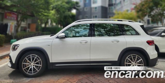 Mercedes-Benz GLB-Class (X247) AMG GLB35 4MATIC 2023 — фото 4