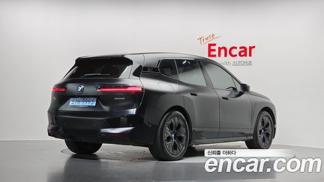 BMW iX xDrive50 Sport Special Edition 2025 — фото 2