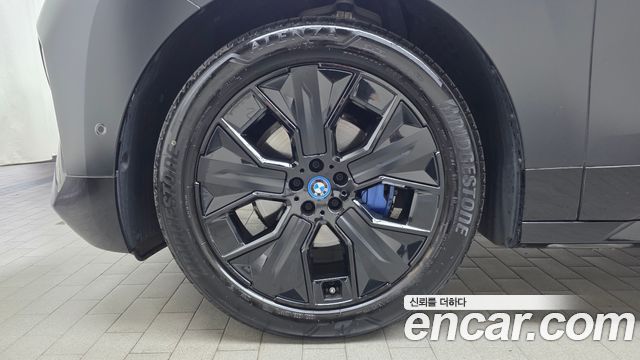 BMW iX xDrive50 Sport Special Edition 2025 — фото 5
