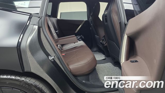 BMW iX xDrive50 Sport Special Edition 2025 — фото 16