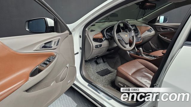 Chevrolet Malibu 2.0 Turbo LTZ Premium 2018 — фото 10