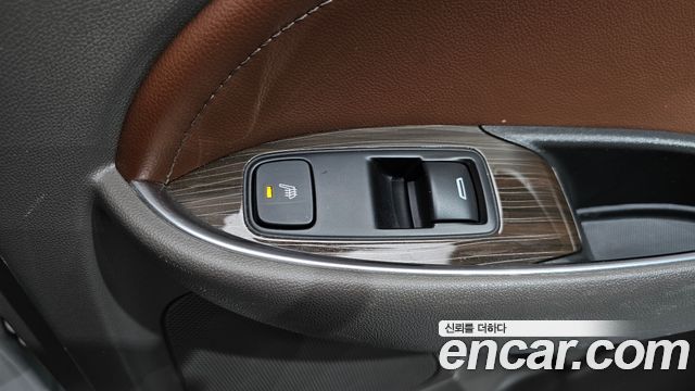 Chevrolet Malibu 2.0 Turbo LTZ Premium 2018 — фото 18