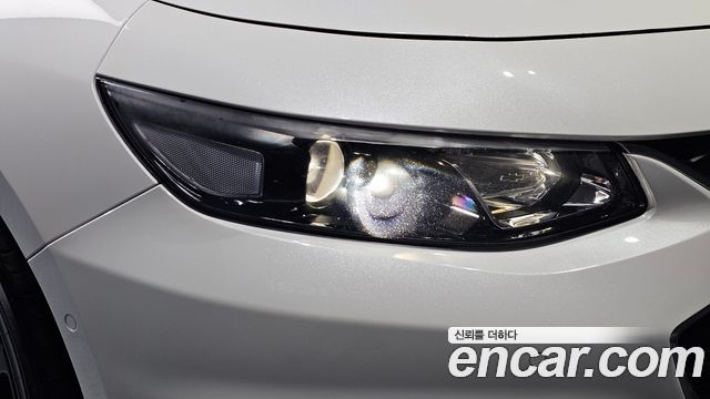 Chevrolet Malibu 2.0 Turbo LTZ Premium 2018 — фото 22