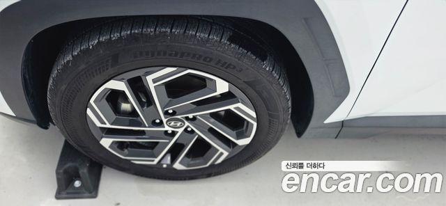 Hyundai Tucson Hybrid (NX4) HEV 1.6 2WD Inspiration 2024 — фото 5
