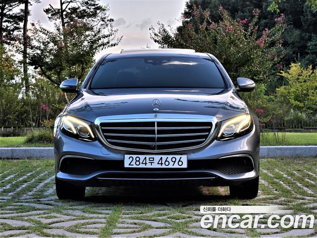 Mercedes-Benz E-Class (W213) E300 4MATIC Exclusive 2018 — фото 4
